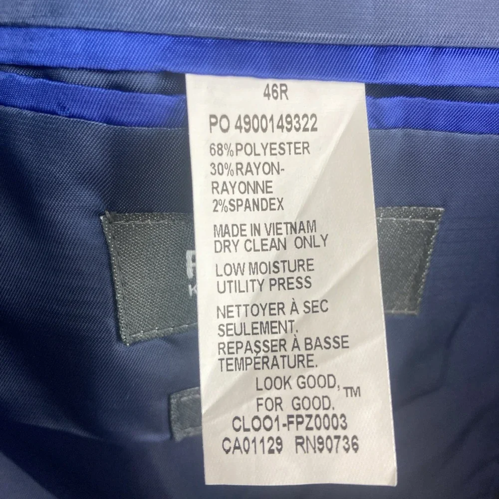 Kenneth Cole Reaction Men 2-pc Techni-Cole Suit Navy Jacket 46R Pant 37W 32L